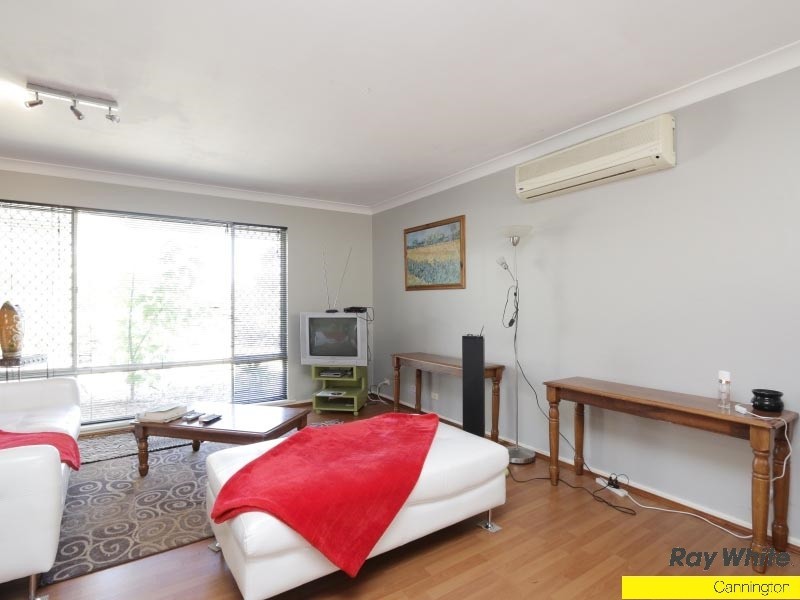 8 Meteor Street, Beckenham WA 6107