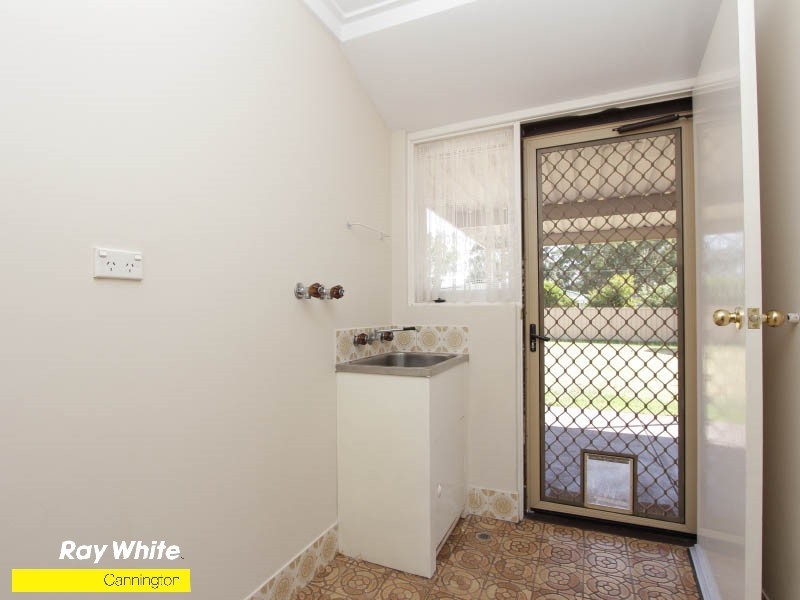 24 Hibiscus Street, Maddington WA 6109