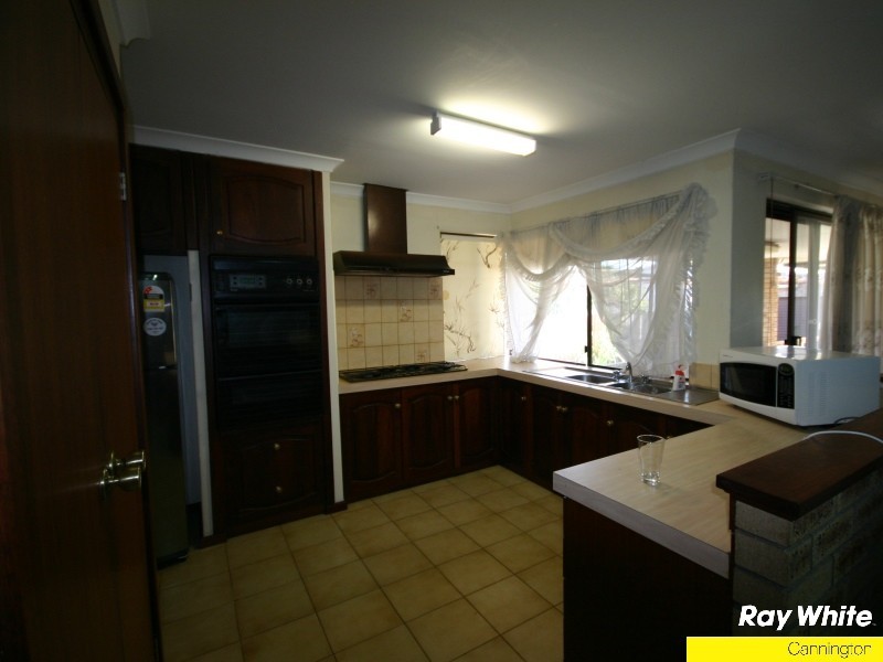 304 Railway Parade, East Cannington WA 6107