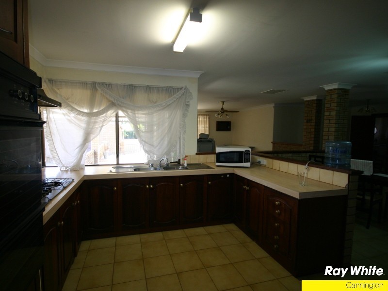304 Railway Parade, East Cannington WA 6107