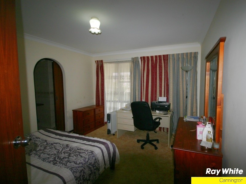 304 Railway Parade, East Cannington WA 6107