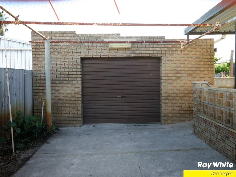 304 Railway Parade, East Cannington WA 6107