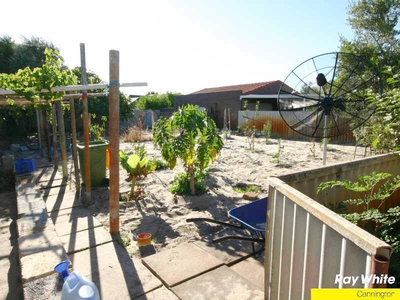 304 Railway Parade, East Cannington WA 6107