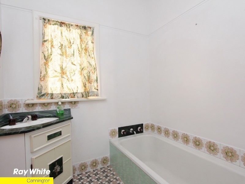 138 and 140 Gibbs Street, East Cannington WA 6107