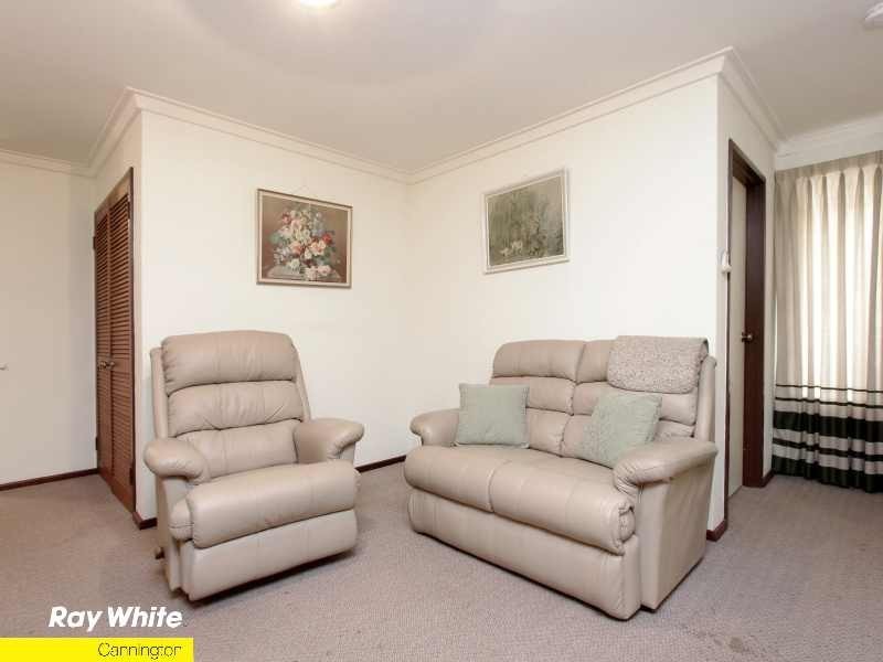 3/8 Manley Street, Cannington WA 6107
