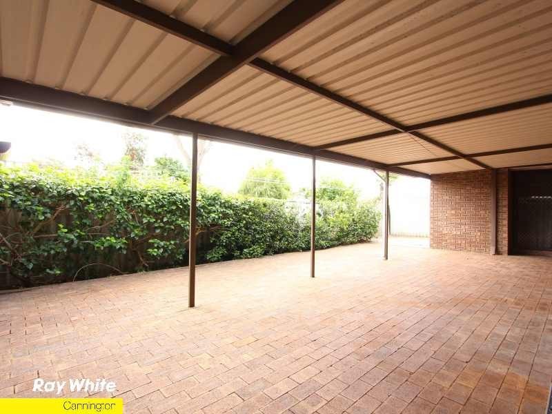 3/8 Manley Street, Cannington WA 6107