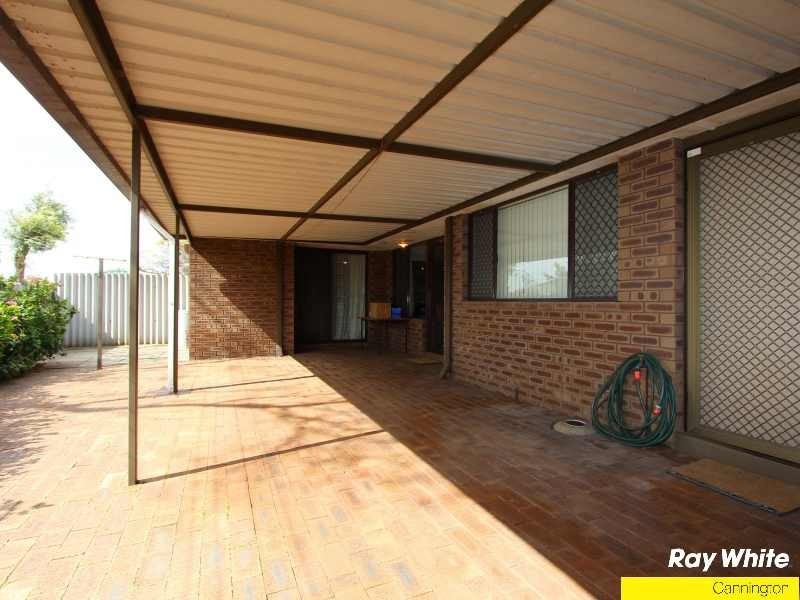 3/8 Manley Street, Cannington WA 6107