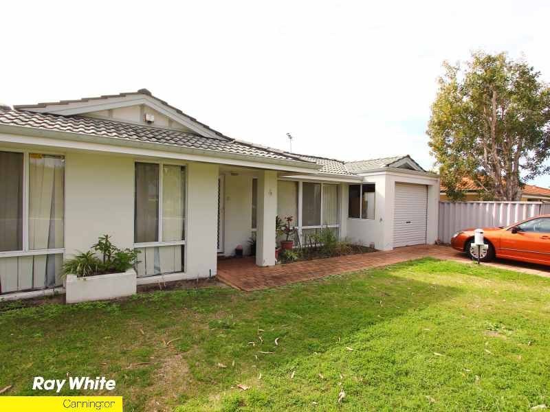 4 Fleming Avenue, Bentley WA 6102
