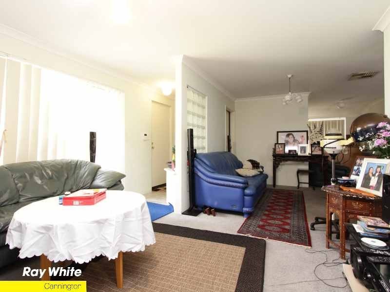 4 Fleming Avenue, Bentley WA 6102