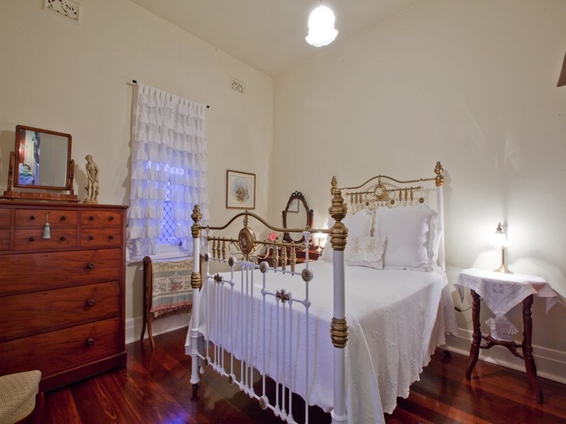 312 Railway Parade, East Cannington WA 6107