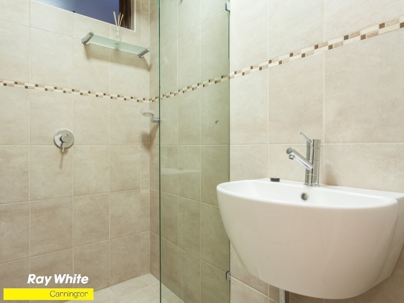 5/8 Mason Street, Cannington WA 6107