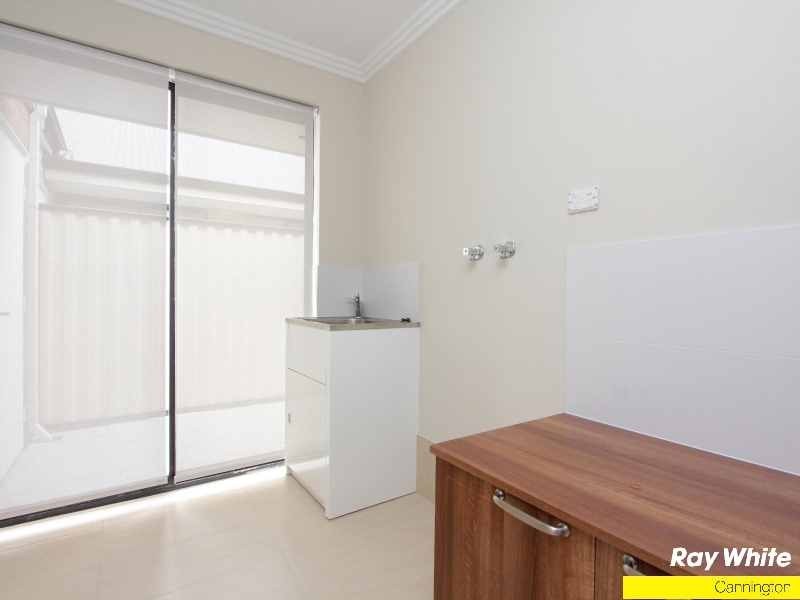 98 Postling, Kenwick WA 6107