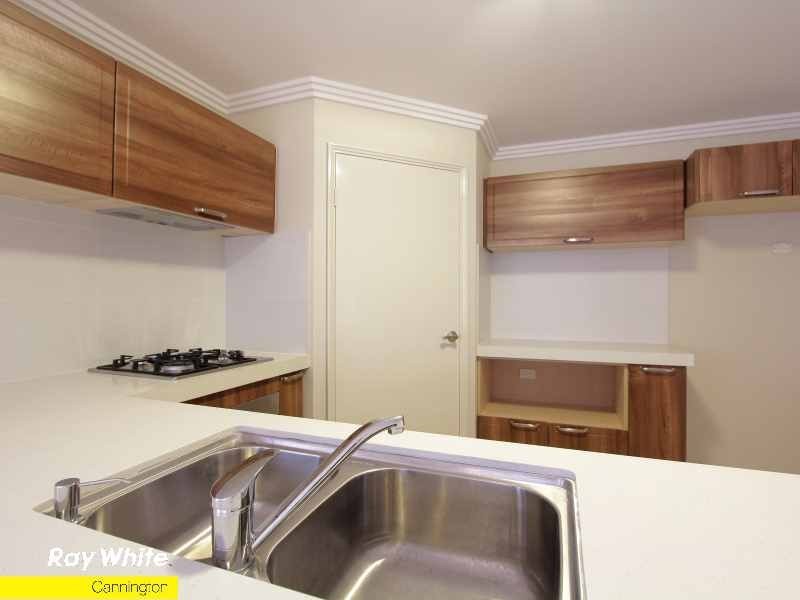 98 Postling, Kenwick WA 6107