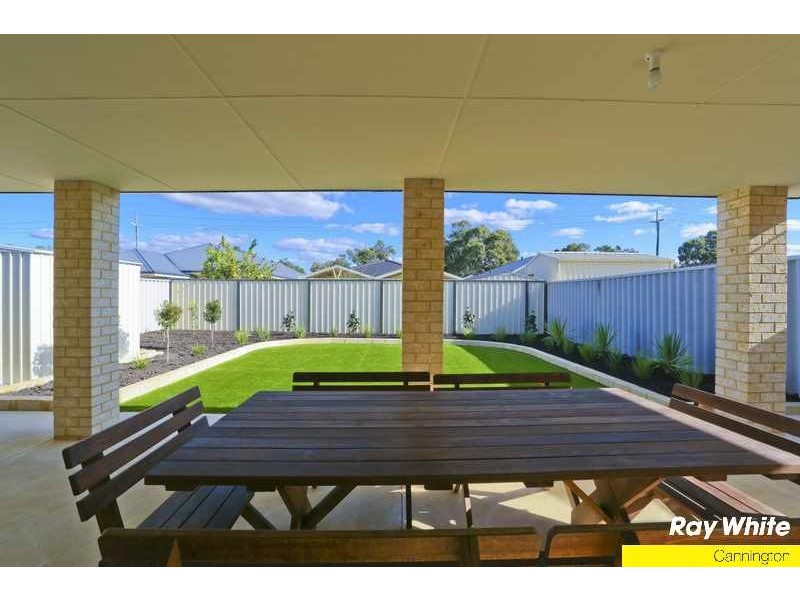 22 Carmichael Street, Beckenham WA 6107