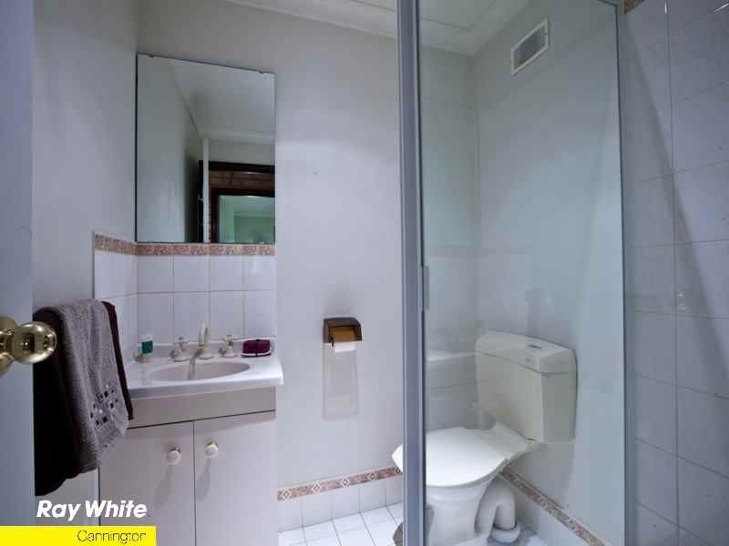 78 River Way, Salter Point WA 6152