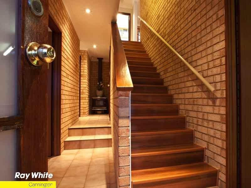 78 River Way, Salter Point WA 6152