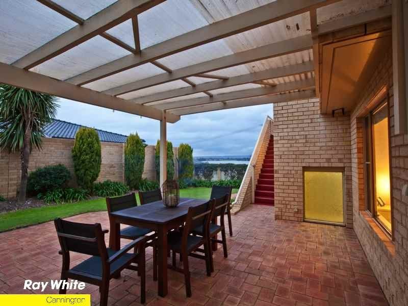 78 River Way, Salter Point WA 6152