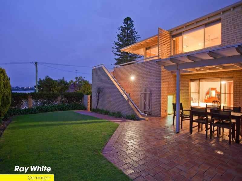 78 River Way, Salter Point WA 6152