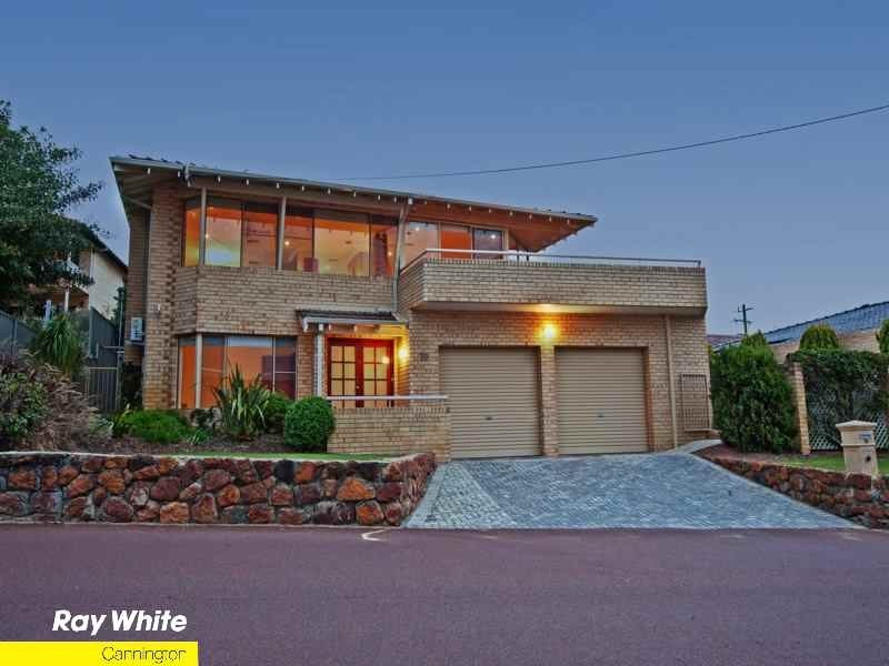 78 River Way, Salter Point WA 6152