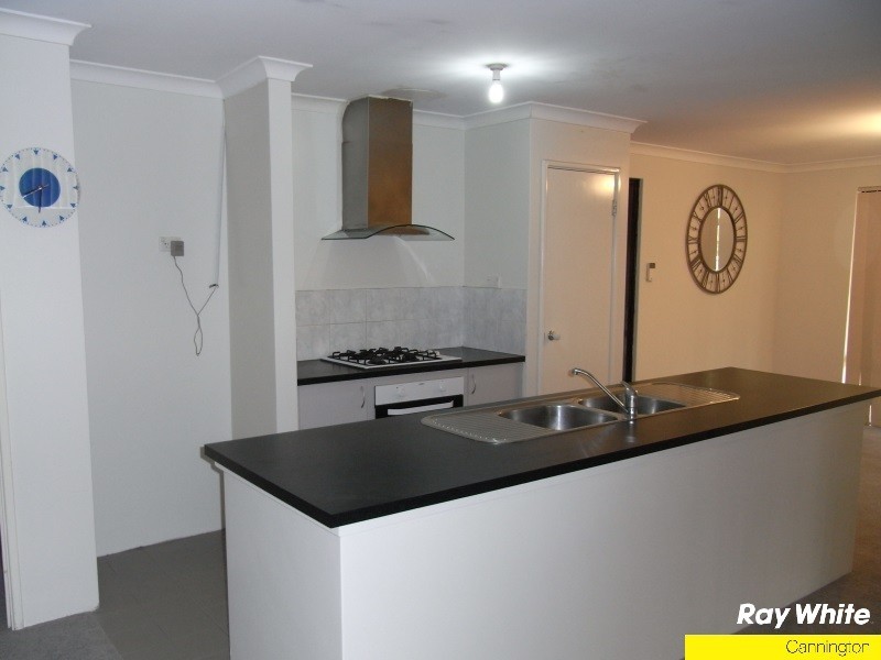 8 Brookman Avenue, Langford WA 6147