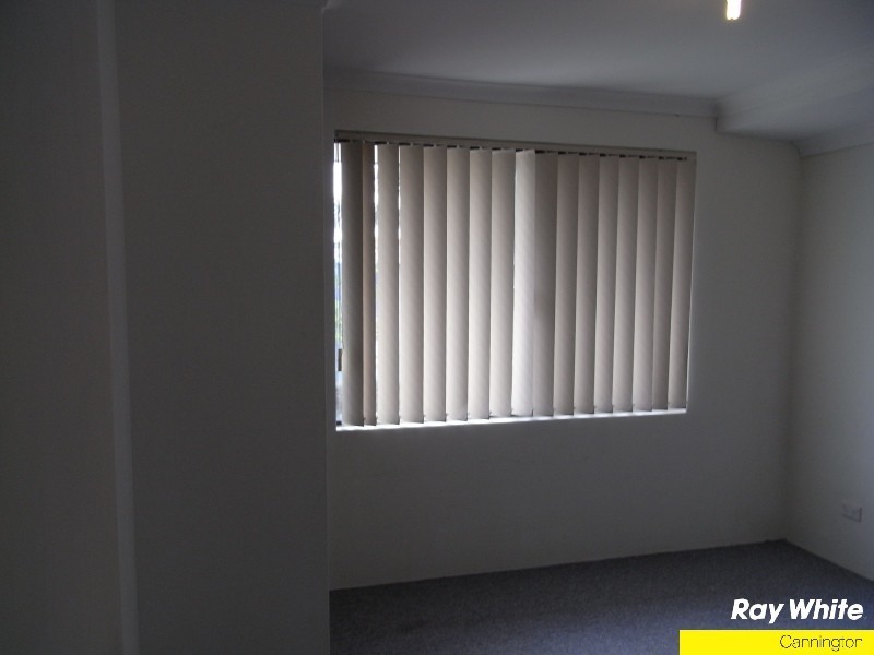 8 Brookman Avenue, Langford WA 6147