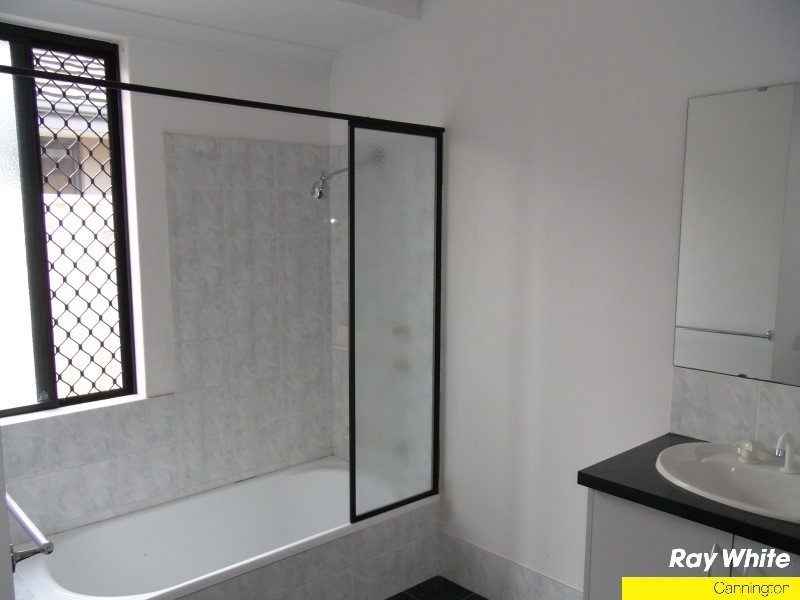 8 Brookman Avenue, Langford WA 6147