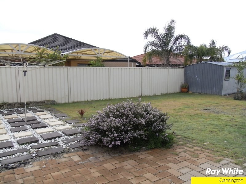 8 Brookman Avenue, Langford WA 6147