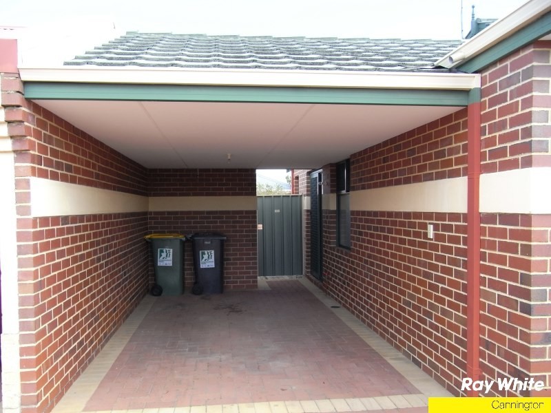 2/215 Brixton Street, Kenwick WA 6107