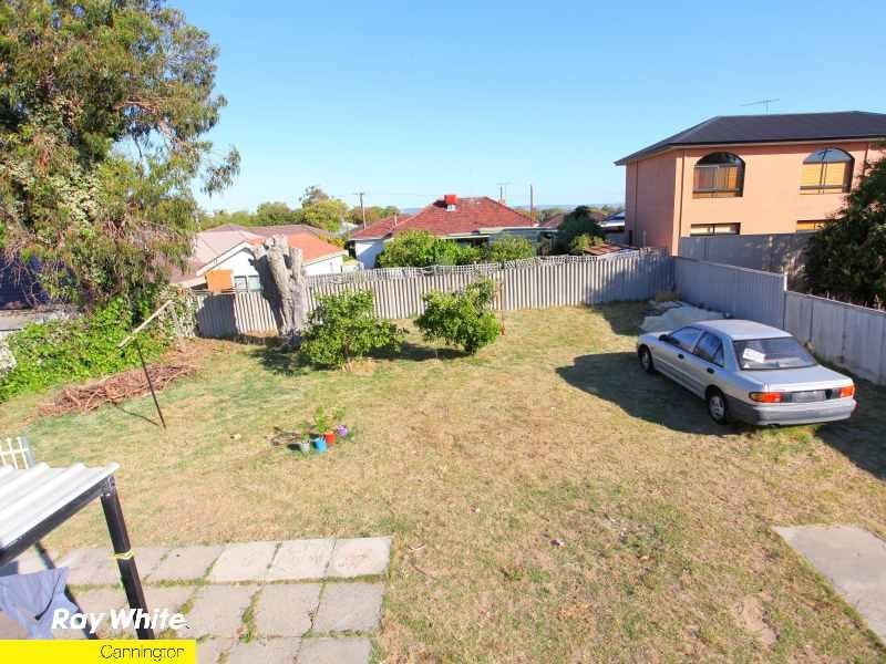 25 Tate Street, Bentley WA 6102