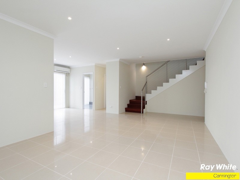 6/51 Carden Drive, Cannington WA 6107