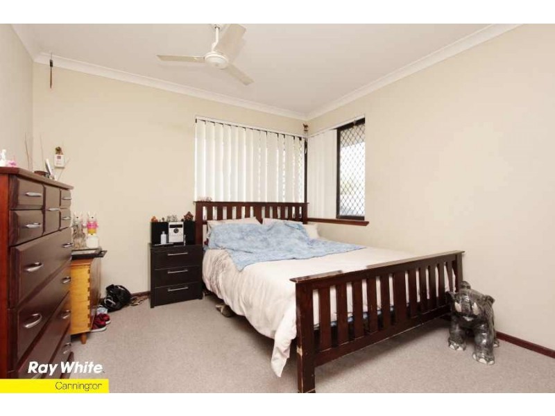 33 Nicholson Rd, Cannington WA 6107