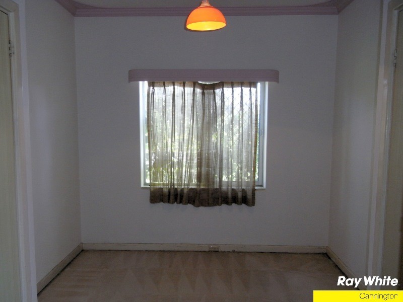 15 Liege Street, Cannington WA 6107