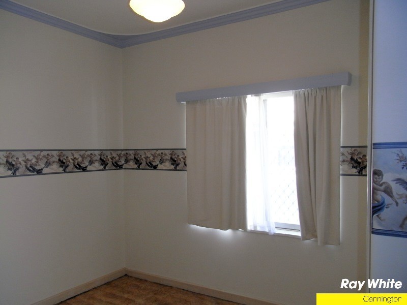 15 Liege Street, Cannington WA 6107