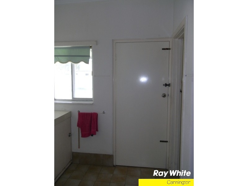 15 Liege Street, Cannington WA 6107