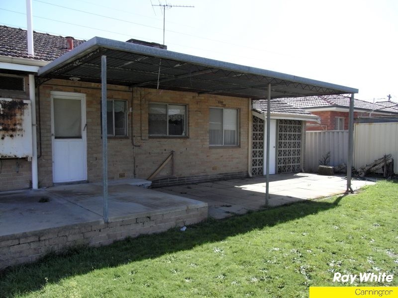 15 Liege Street, Cannington WA 6107