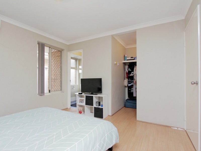 23D Norman Street, St James WA 6102