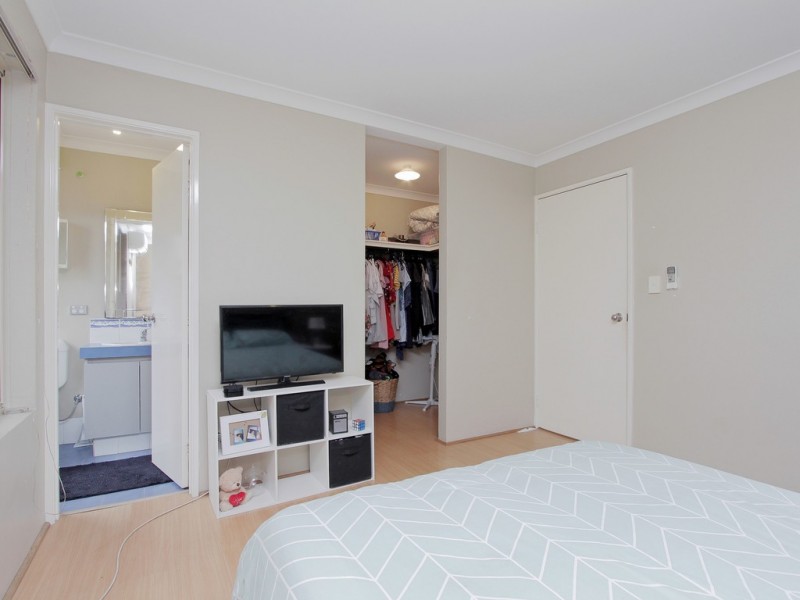 23D Norman Street, St James WA 6102