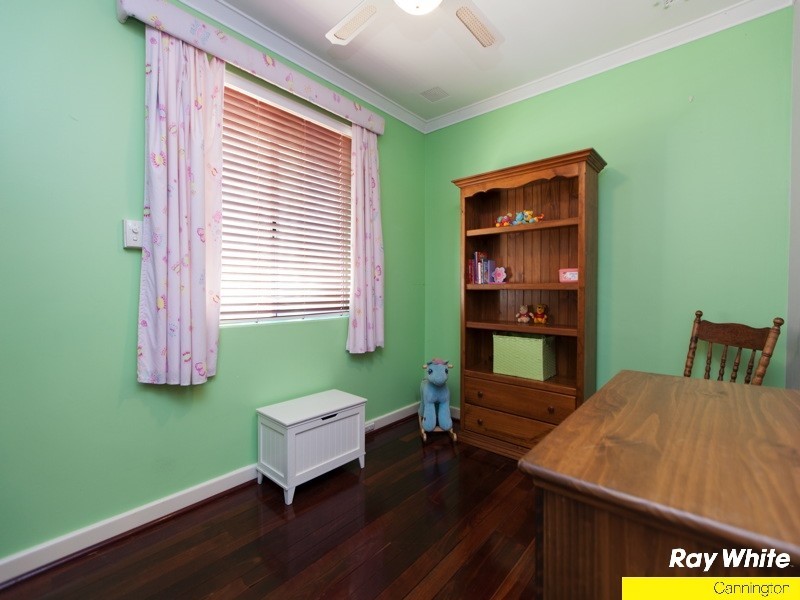 26 Faversham Street, Beckenham WA 6107