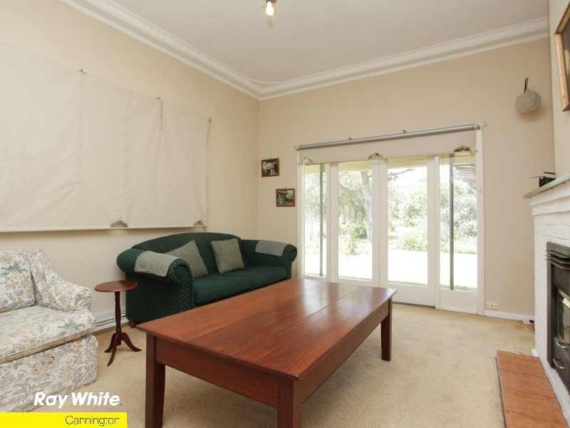 9 Sydenham Street, Beckenham WA 6107