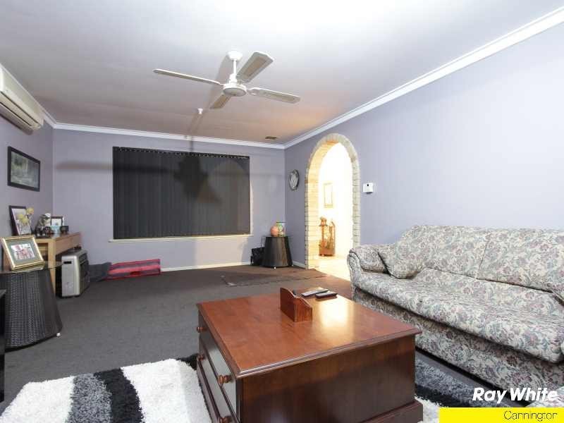 10 Honey Place, Beckenham WA 6107