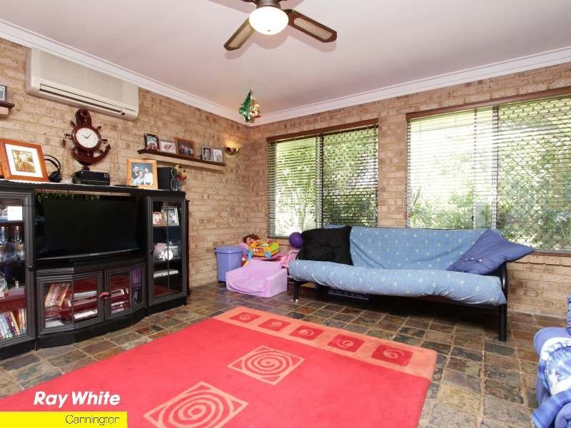 13 Orbit Street, Beckenham WA 6107