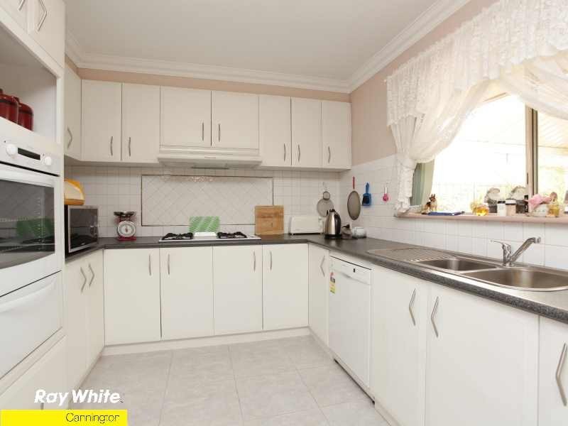 3/24 Highbury Crescent, Beckenham WA 6107