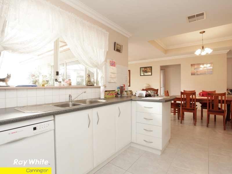 3/24 Highbury Crescent, Beckenham WA 6107