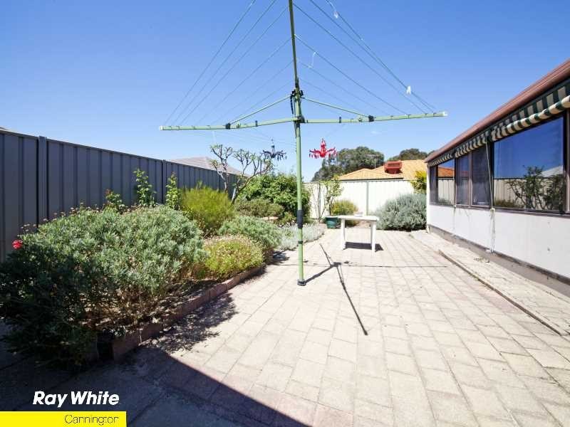 8/303 Wharf St, Queens Park WA 6107