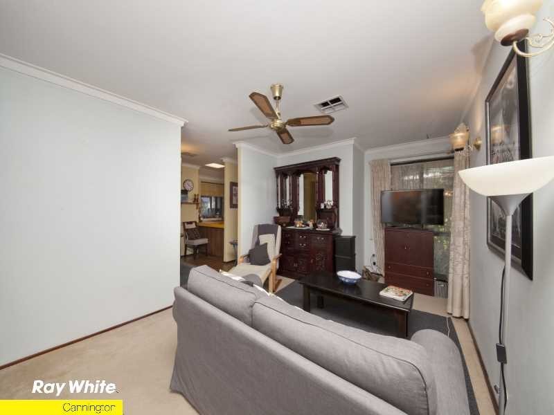 8/303 Wharf St, Queens Park WA 6107