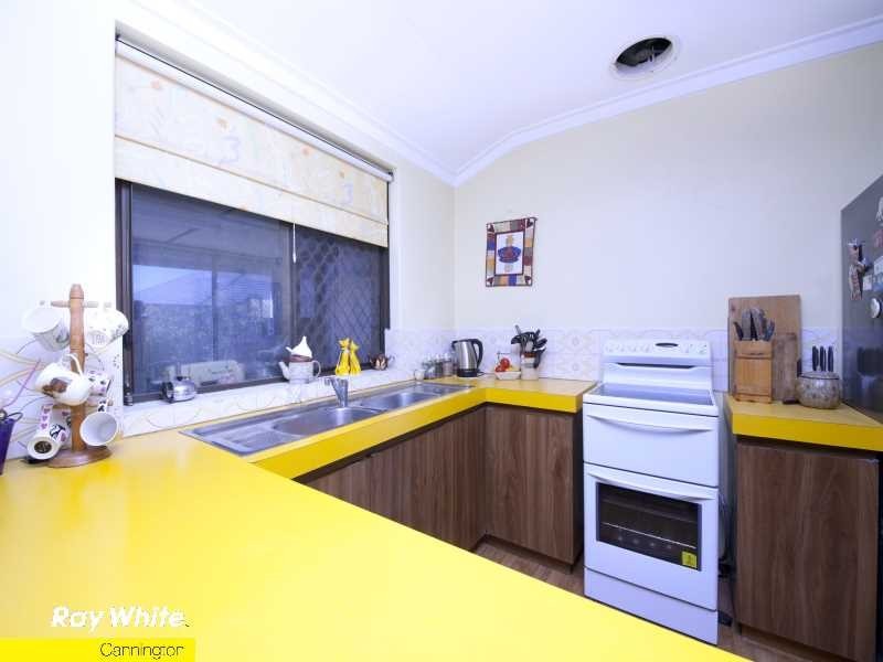 8/303 Wharf St, Queens Park WA 6107