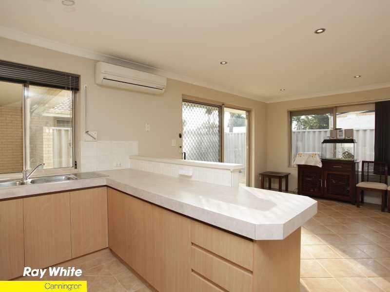 2/21 Arthur Street, Cannington WA 6107