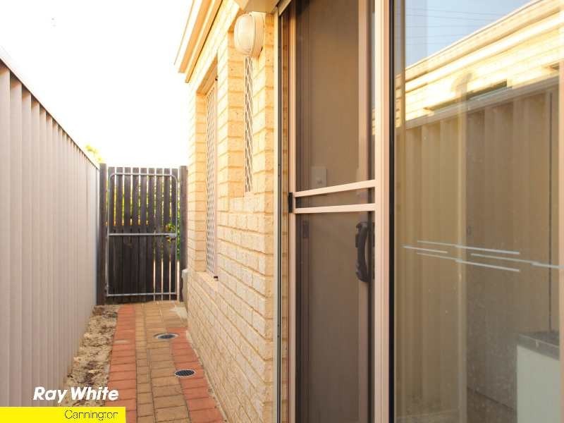 2/21 Arthur Street, Cannington WA 6107