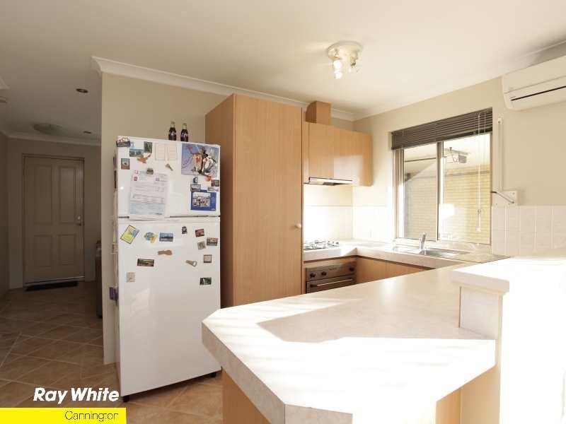 2/21 Arthur Street, Cannington WA 6107