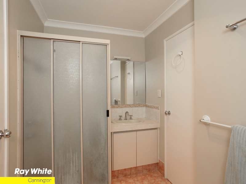 2/21 Arthur Street, Cannington WA 6107